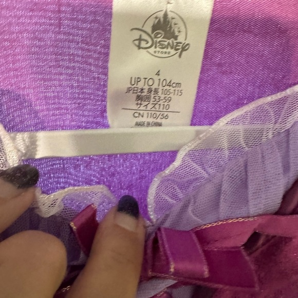 Disney Store Rapunzel Dress/Costume Size 4 - Picture 6 of 10